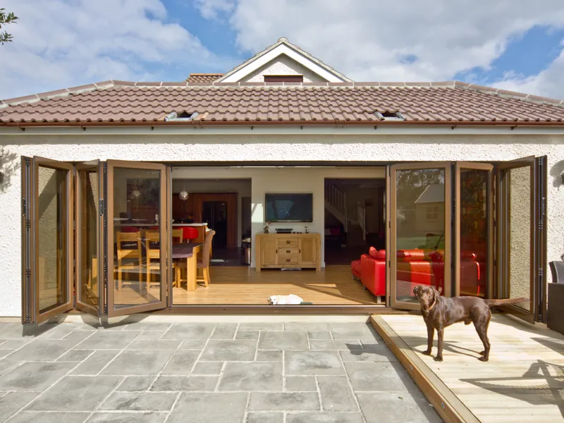 Bifold Holland Park