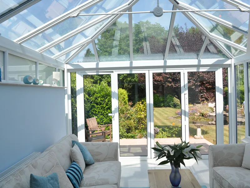 Bifold Holland Park
