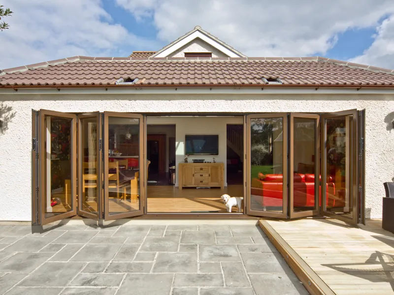 Bifold Holland Park