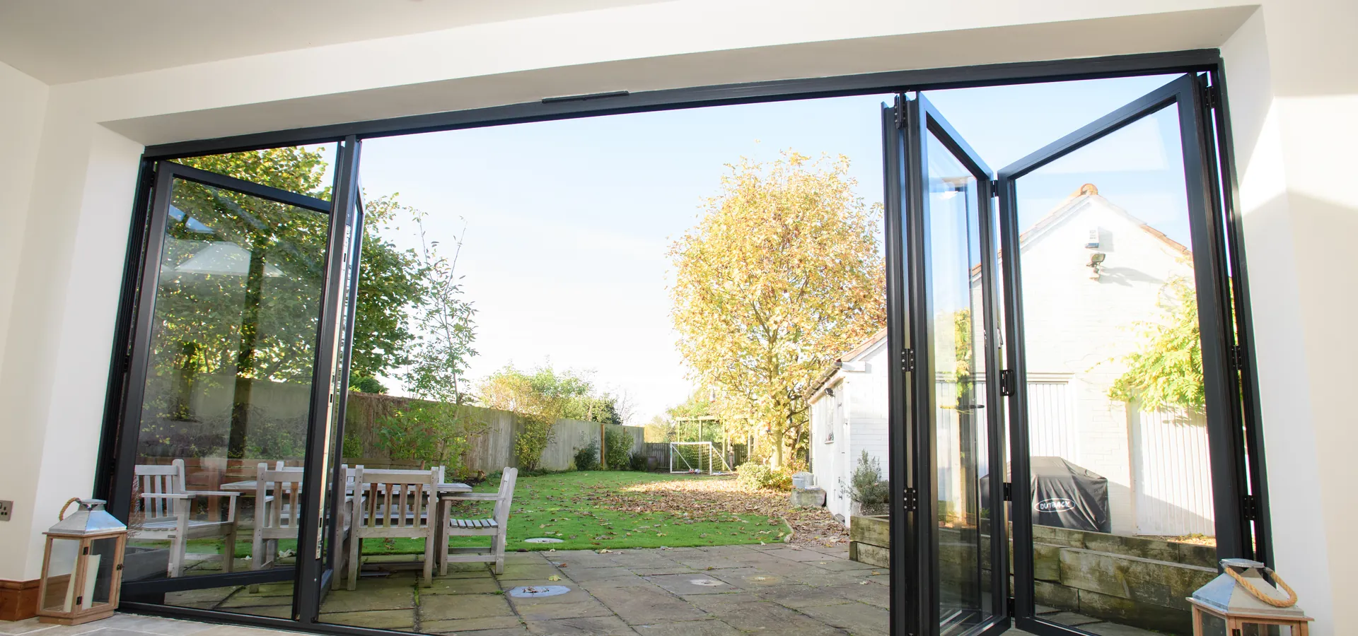 Bifold Holland Park