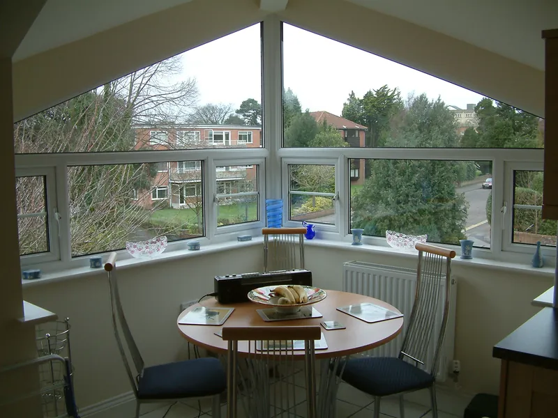 Bay Windows Holland Park