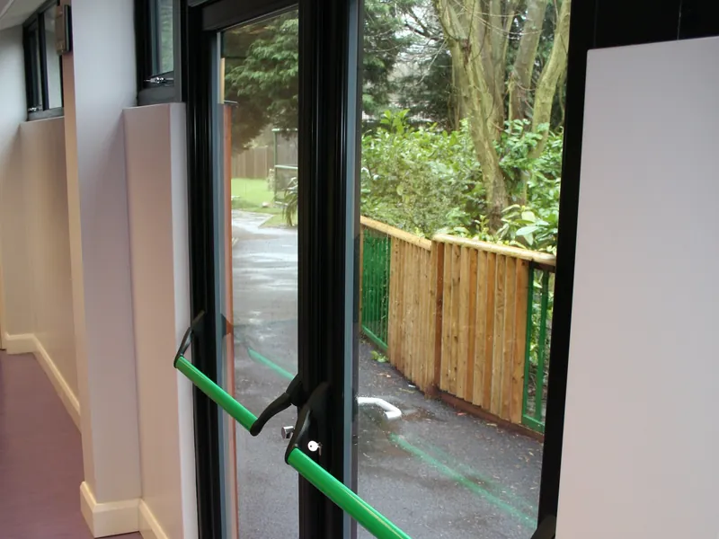 uPVC Vs Aluminium Windows — Gallery Holland Park